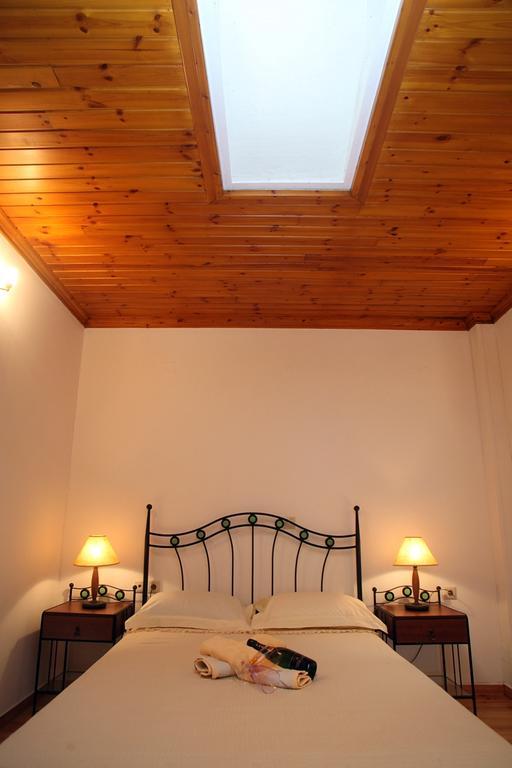 Menelia Cottage Platístoma 객실 사진