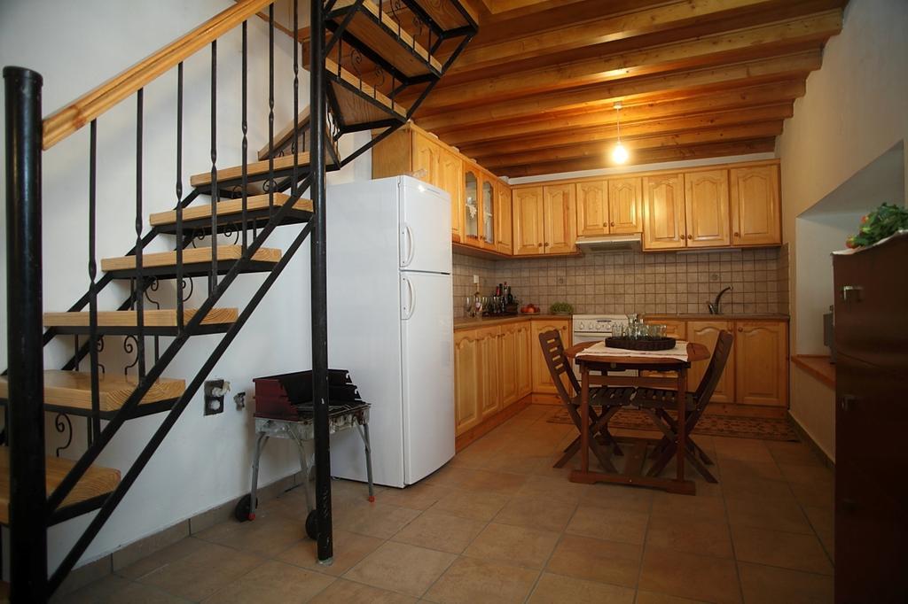 Menelia Cottage Platístoma 객실 사진
